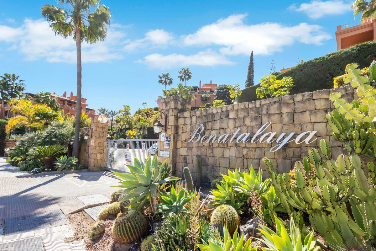 Se vende Apartamento Planta Media de 2 dormitorios en Costa Del Sol, Málaga, España