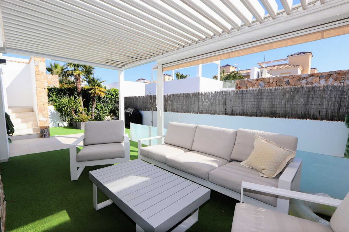 3 Bed Townhouse for sale in Lomas De Cabo Roig Costa Blanca, Alicante, Spain