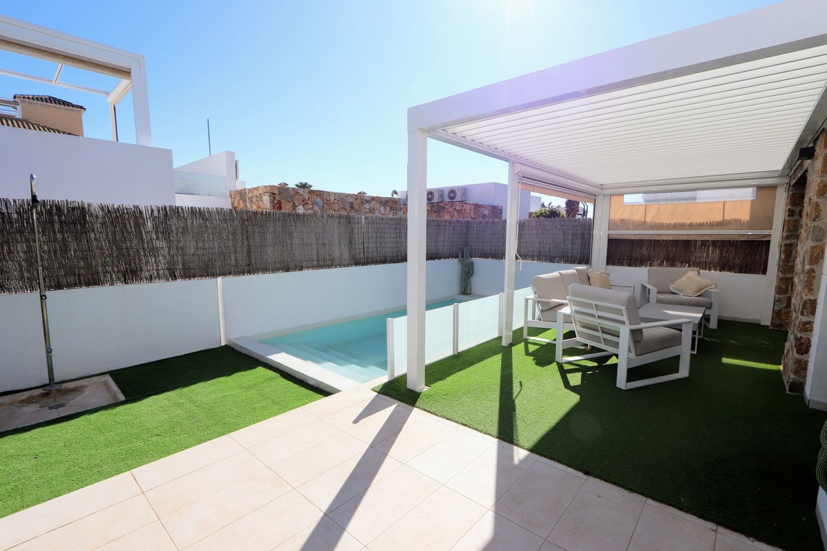 3 Bed Townhouse for sale in Lomas De Cabo Roig Costa Blanca, Alicante, Spain