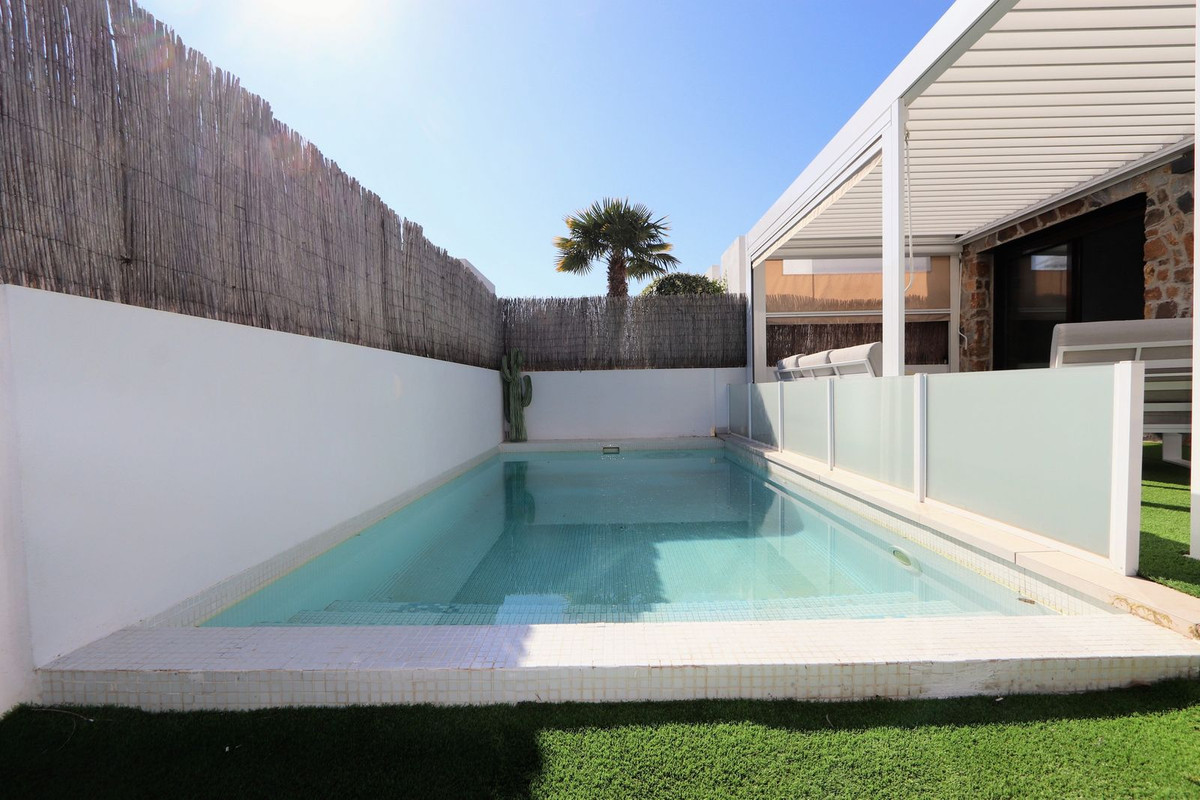 3 Bed Townhouse for sale in Lomas De Cabo Roig Costa Blanca, Alicante, Spain