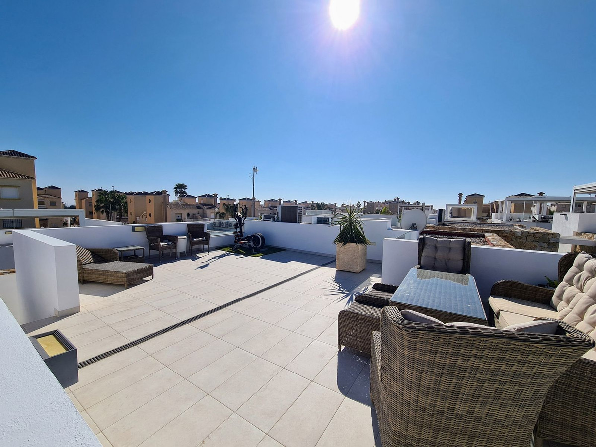 3 Bed Townhouse for sale in Lomas De Cabo Roig Costa Blanca, Alicante, Spain