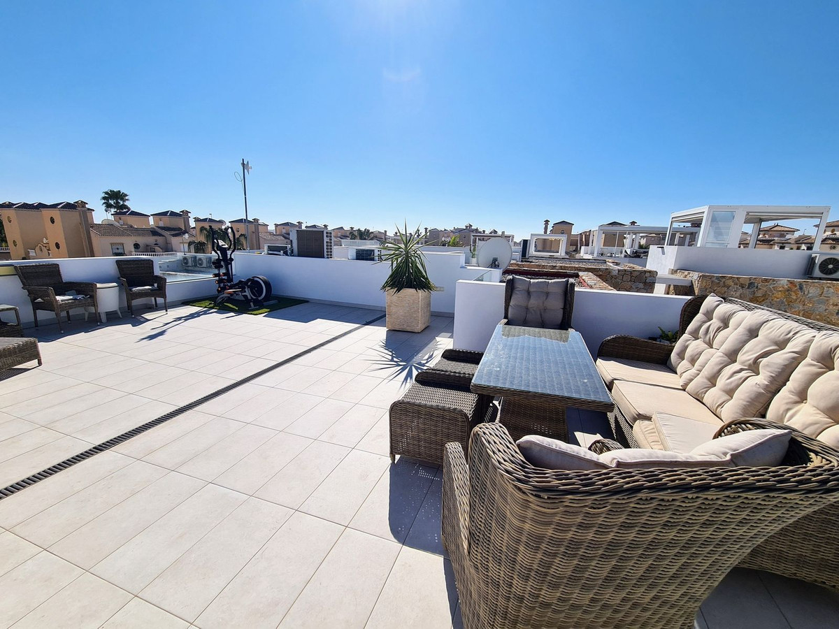3 Bed Townhouse for sale in Lomas De Cabo Roig Costa Blanca, Alicante, Spain