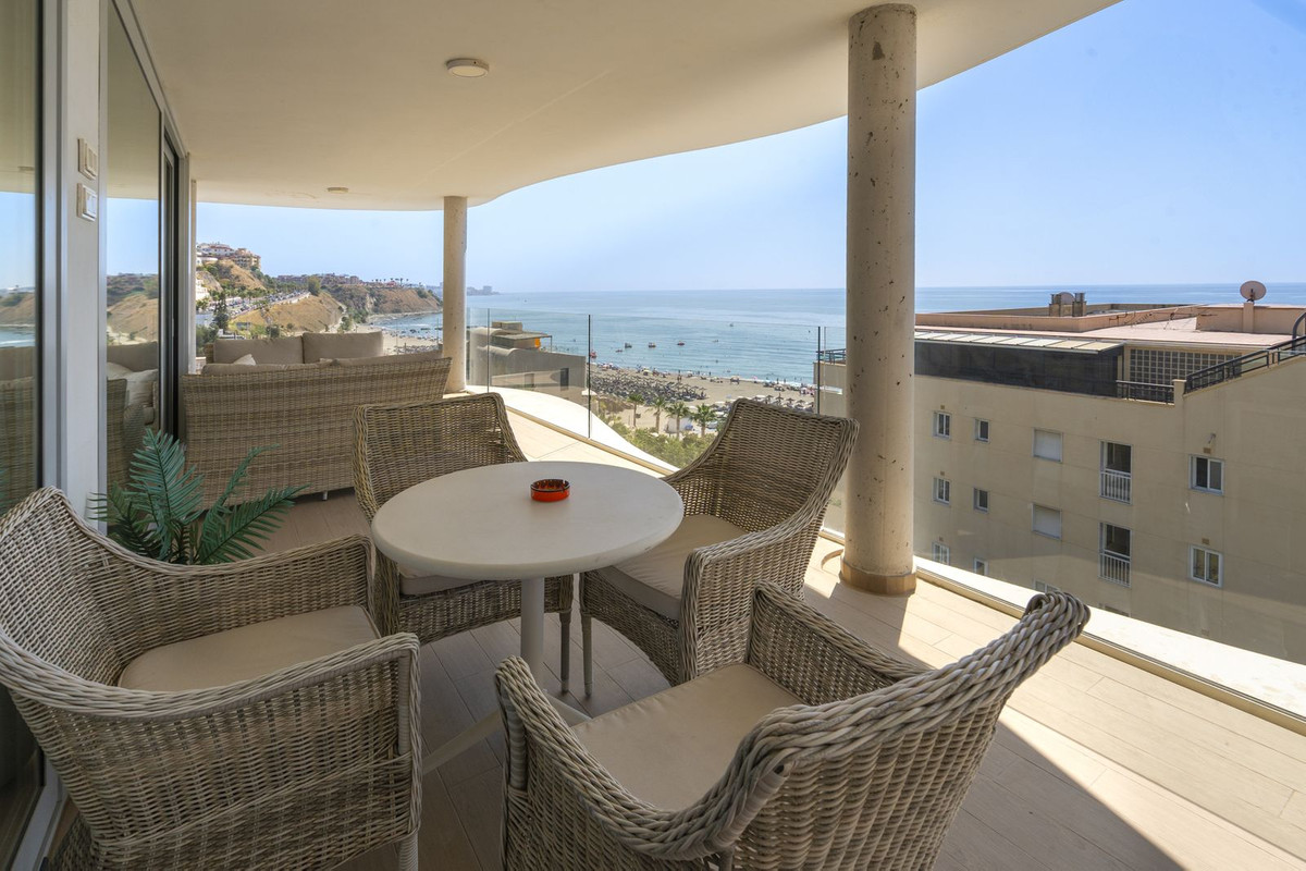 2 Bed Apartment for sale in Fuengirola Costa Del Sol, Málaga, Spain