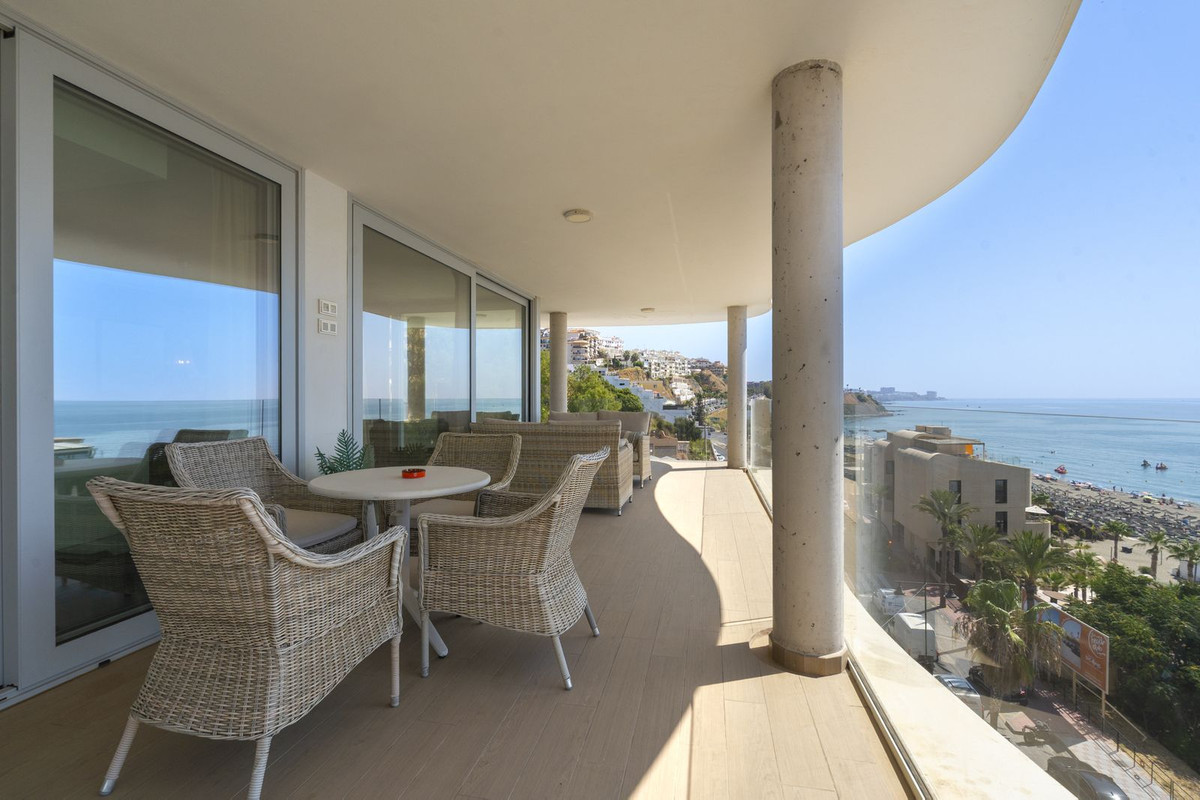 2 Bed Apartment for sale in Fuengirola Costa Del Sol, Málaga, Spain