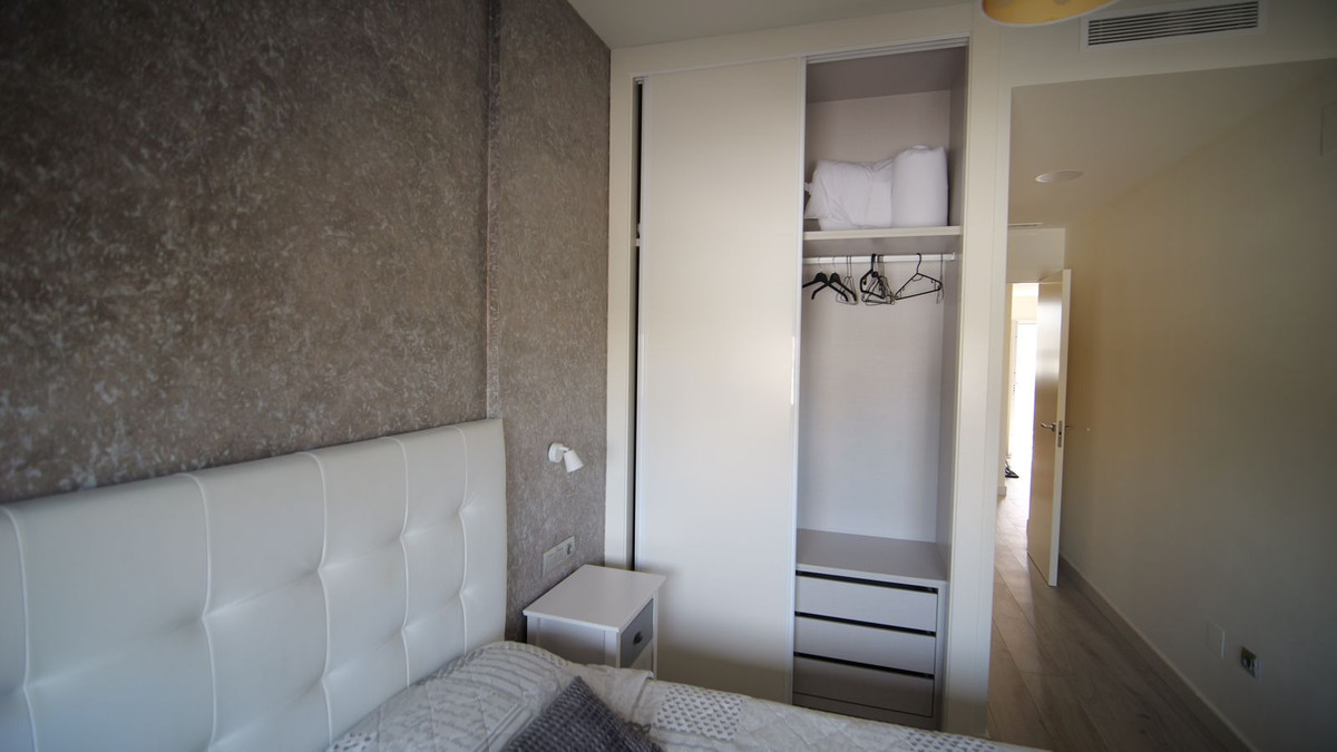 Se vende Apartamento Planta Media de 2 dormitorios en Costa Blanca, Alicante, España