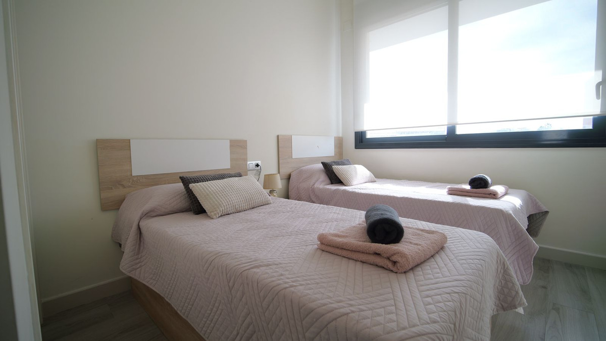 Se vende Apartamento Planta Media de 2 dormitorios en Costa Blanca, Alicante, España