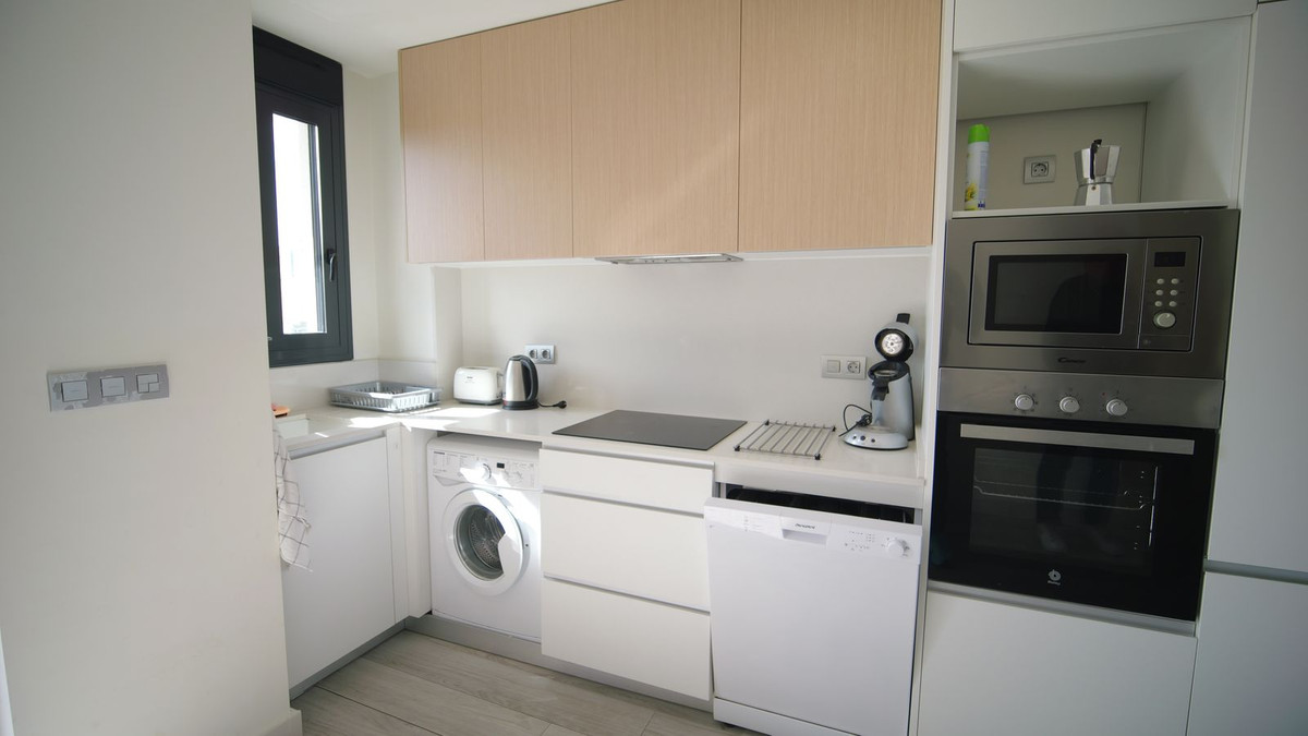 Se vende Apartamento Planta Media de 2 dormitorios en Costa Blanca, Alicante, España