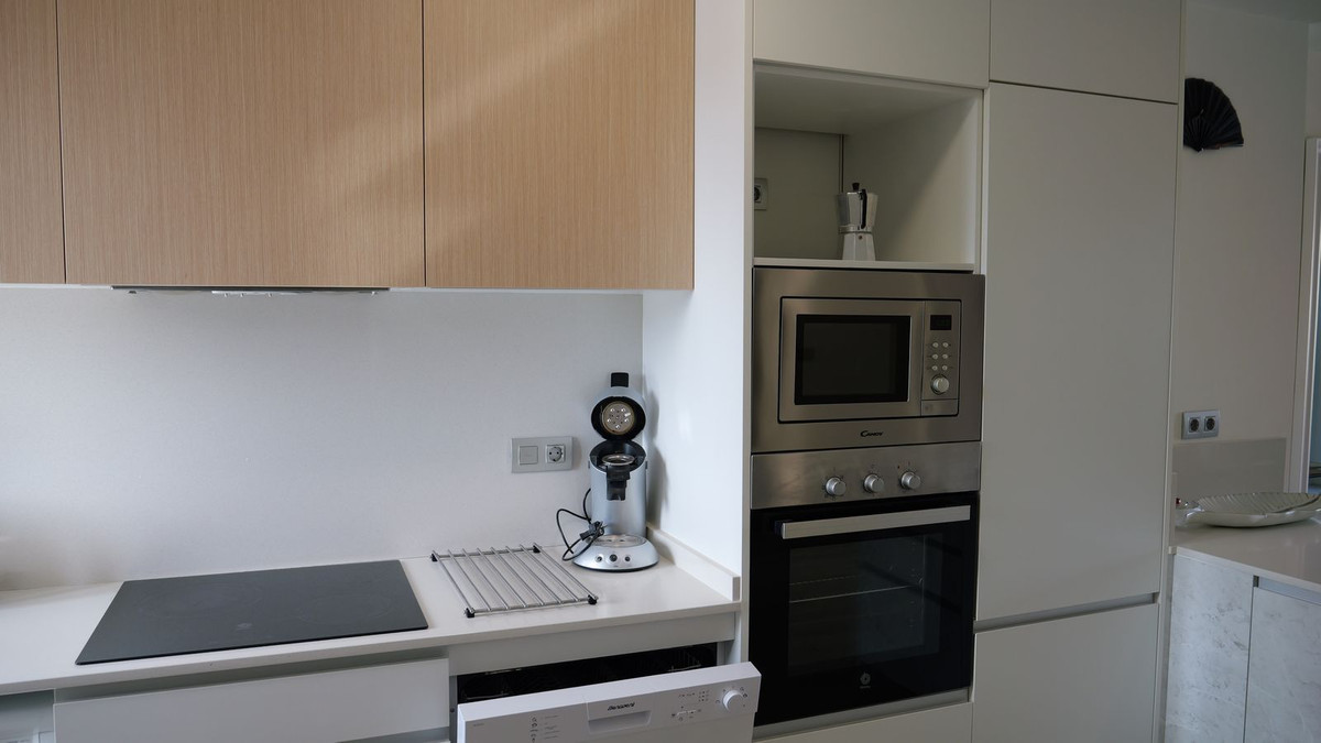 Se vende Apartamento Planta Media de 2 dormitorios en Costa Blanca, Alicante, España