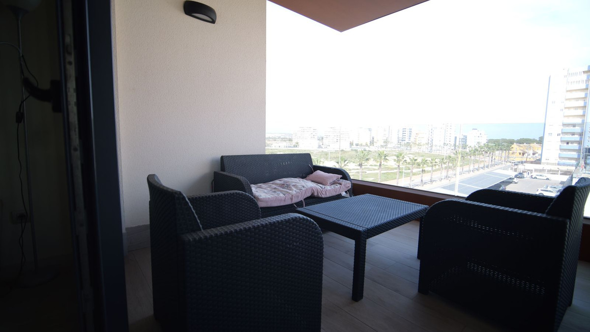 Se vende Apartamento Planta Media de 2 dormitorios en Costa Blanca, Alicante, España