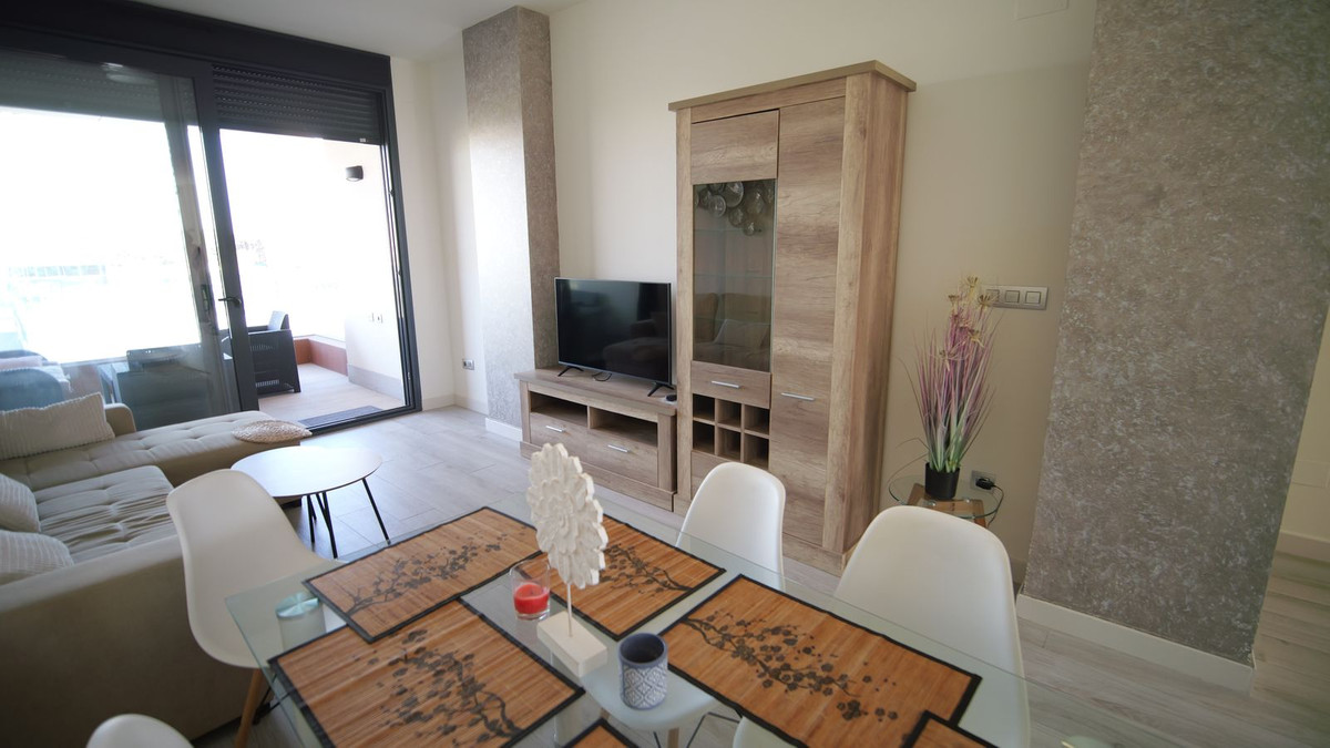 Se vende Apartamento Planta Media de 2 dormitorios en Costa Blanca, Alicante, España