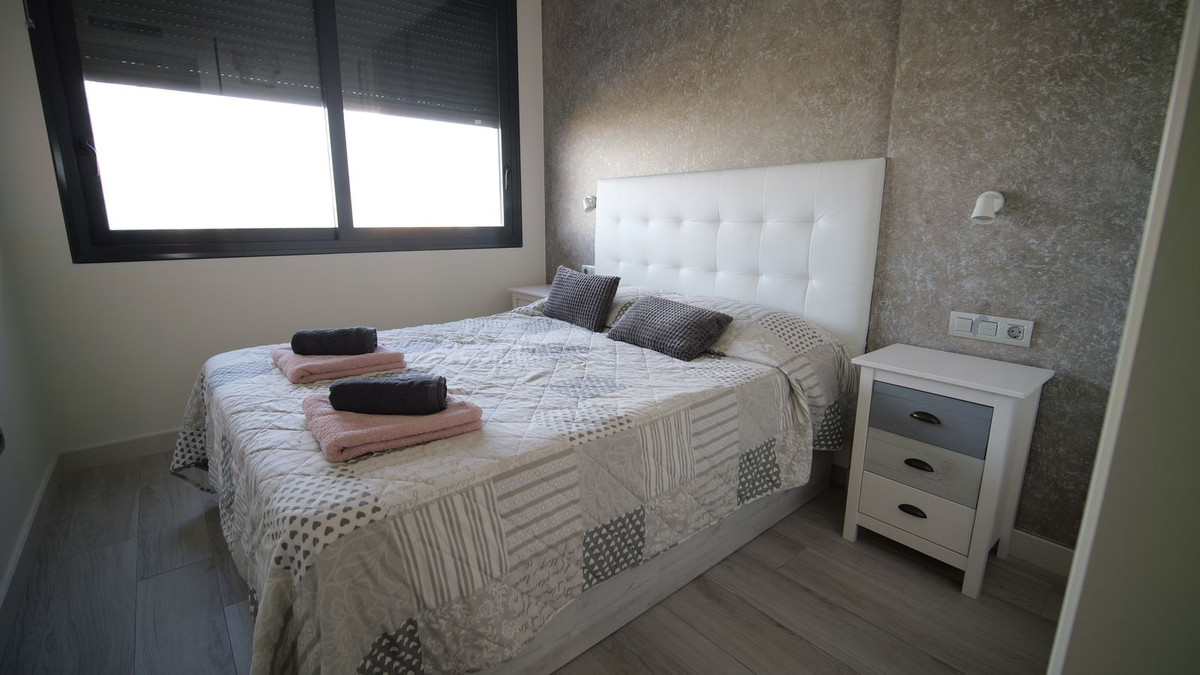 Se vende Apartamento Planta Media de 2 dormitorios en Costa Blanca, Alicante, España