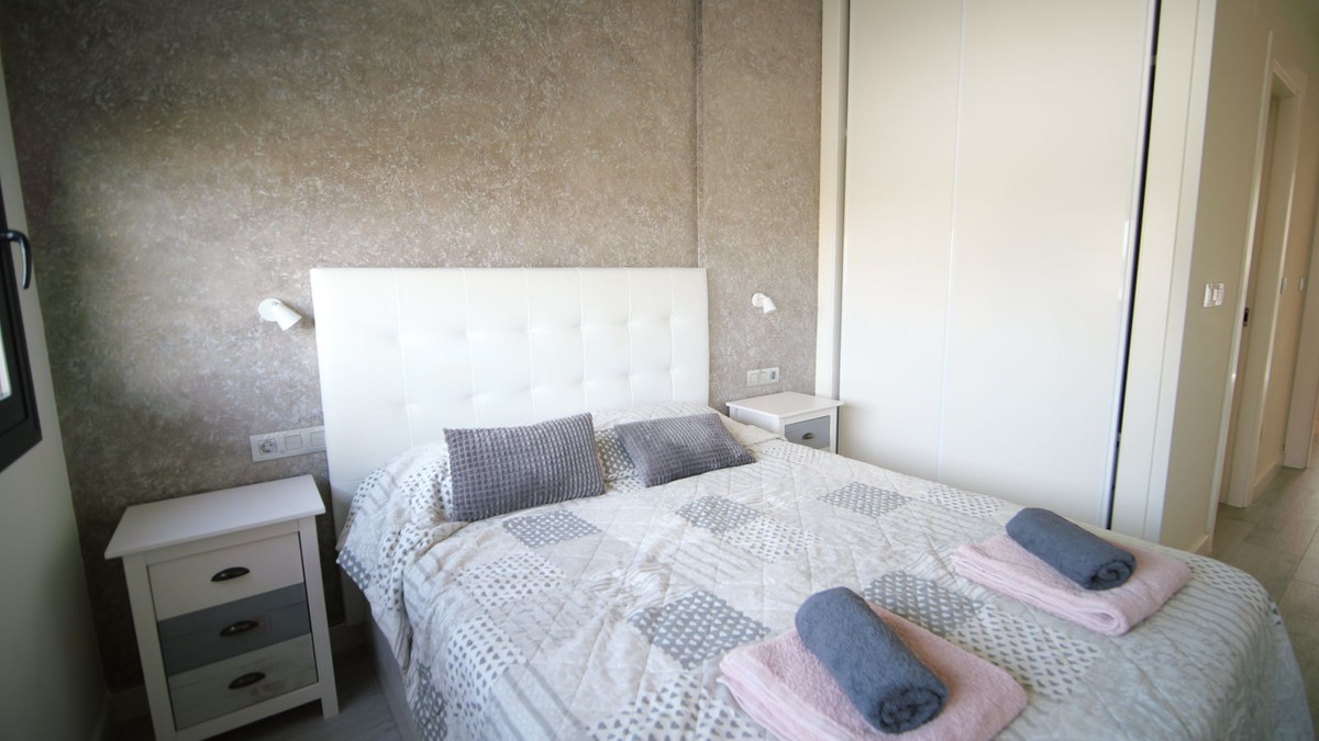 Se vende Apartamento Planta Media de 2 dormitorios en Costa Blanca, Alicante, España