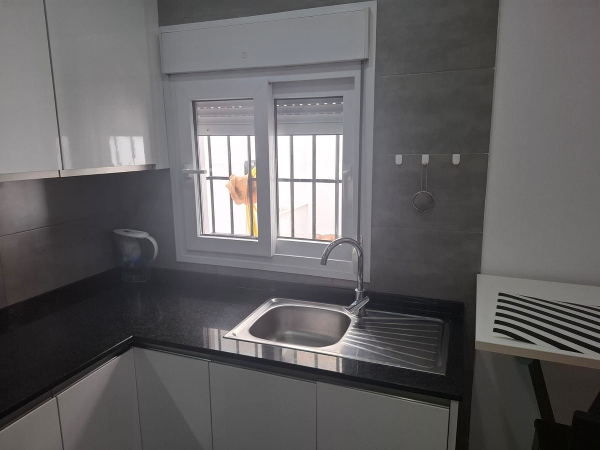 2 Bed Townhouse for sale in Marbella Costa Del Sol, Málaga, Spain