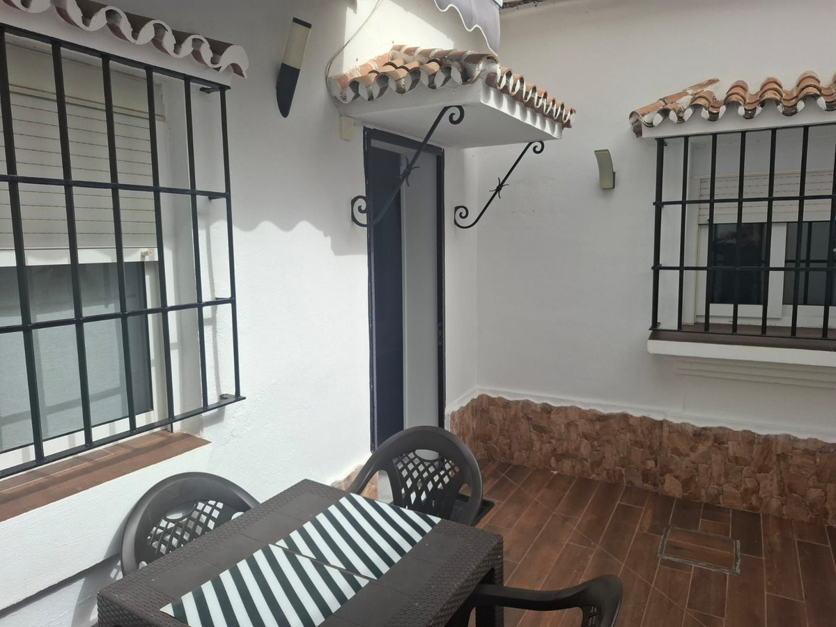 2 Bed Townhouse for sale in Marbella Costa Del Sol, Málaga, Spain