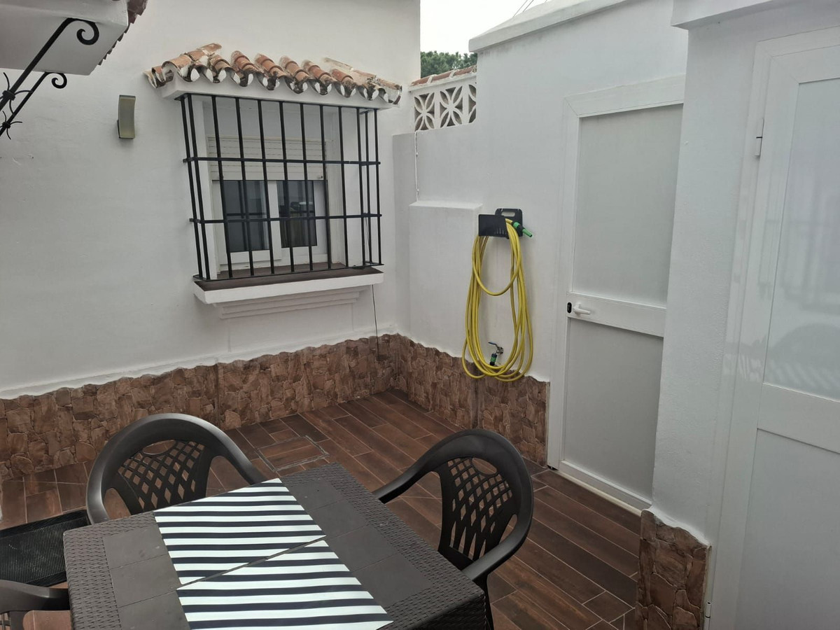 2 Bed Townhouse for sale in Marbella Costa Del Sol, Málaga, Spain