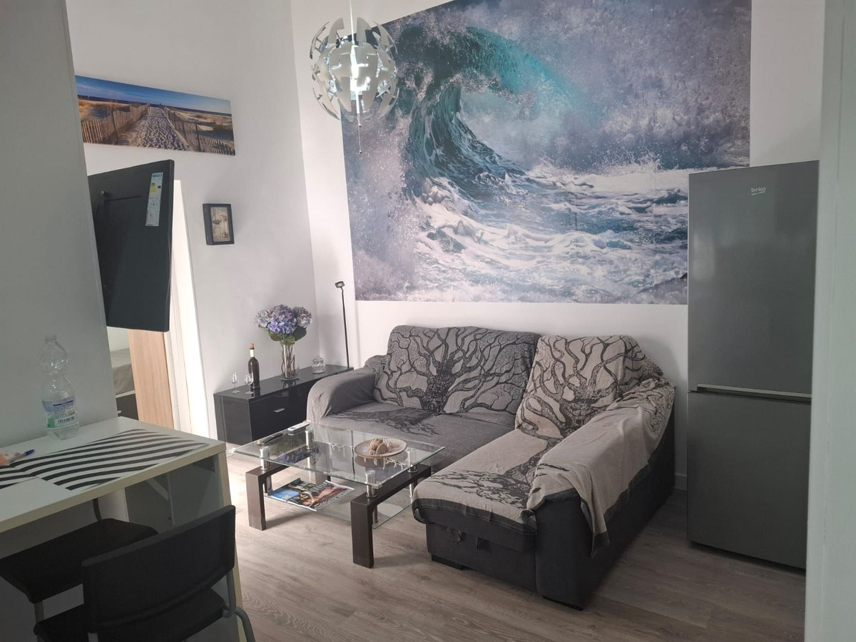 2 Bed Townhouse for sale in Marbella Costa Del Sol, Málaga, Spain