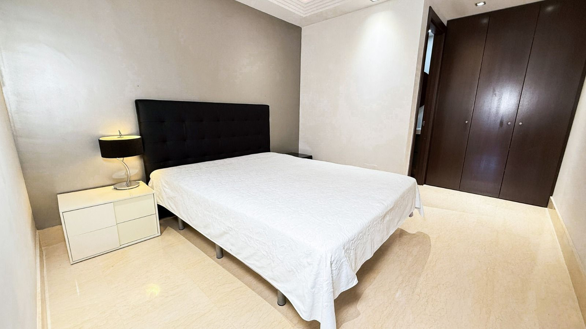 3 Bed Apartment for sale in Atalaya Costa Del Sol, Málaga, Spain