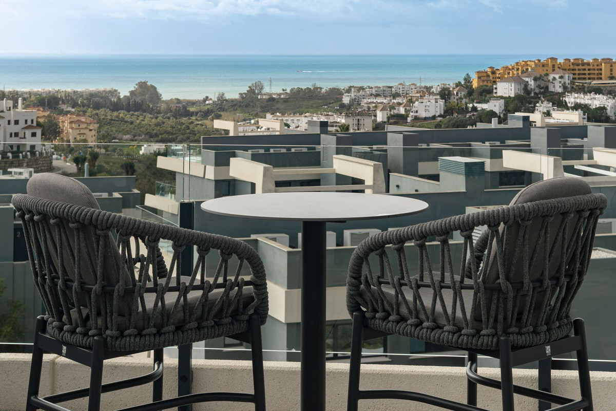 2 Bed Apartment for sale in Selwo Costa Del Sol, Málaga, Spain