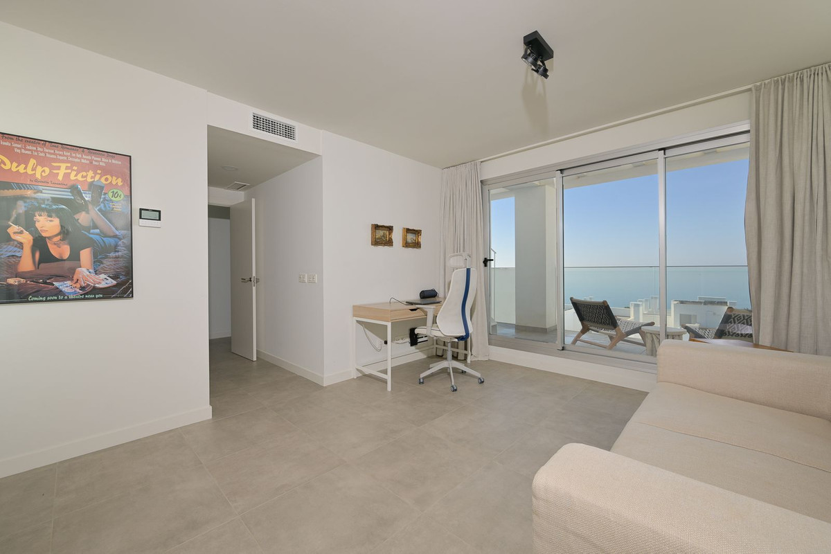3 Bed Apartment for sale in Torrequebrada Costa Del Sol, Málaga, Spain