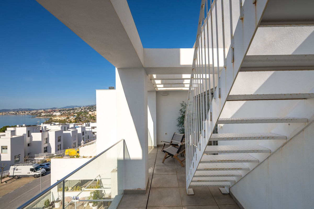 3 Bed Apartment for sale in Torrequebrada Costa Del Sol, Málaga, Spain