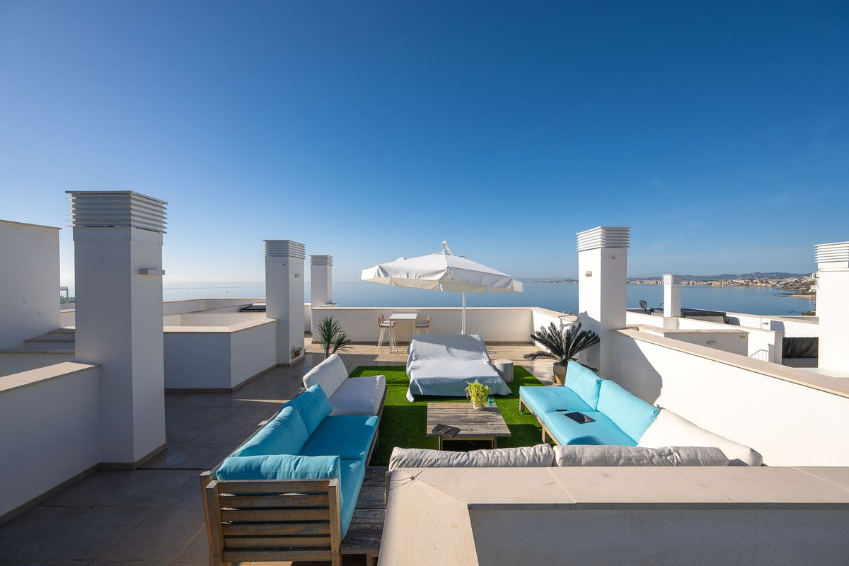 3 Bed Apartment for sale in Torrequebrada Costa Del Sol, Málaga, Spain