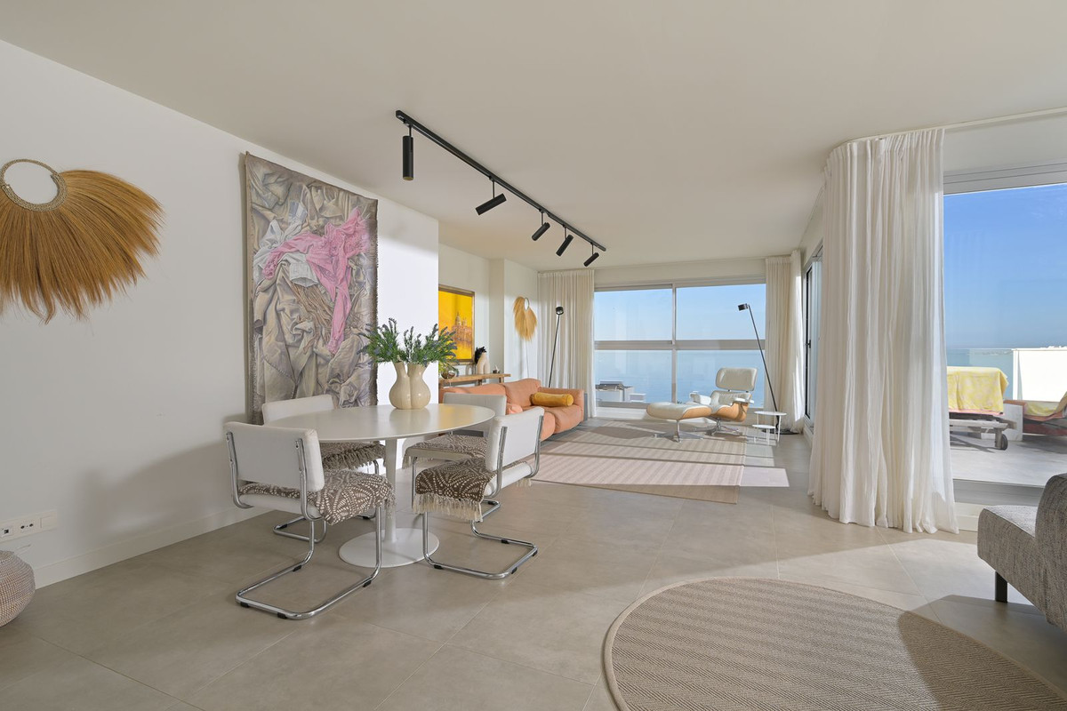3 Bed Apartment for sale in Torrequebrada Costa Del Sol, Málaga, Spain
