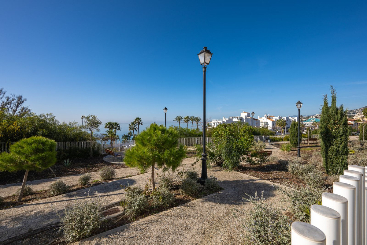 3 Bed Apartment for sale in Torrequebrada Costa Del Sol, Málaga, Spain