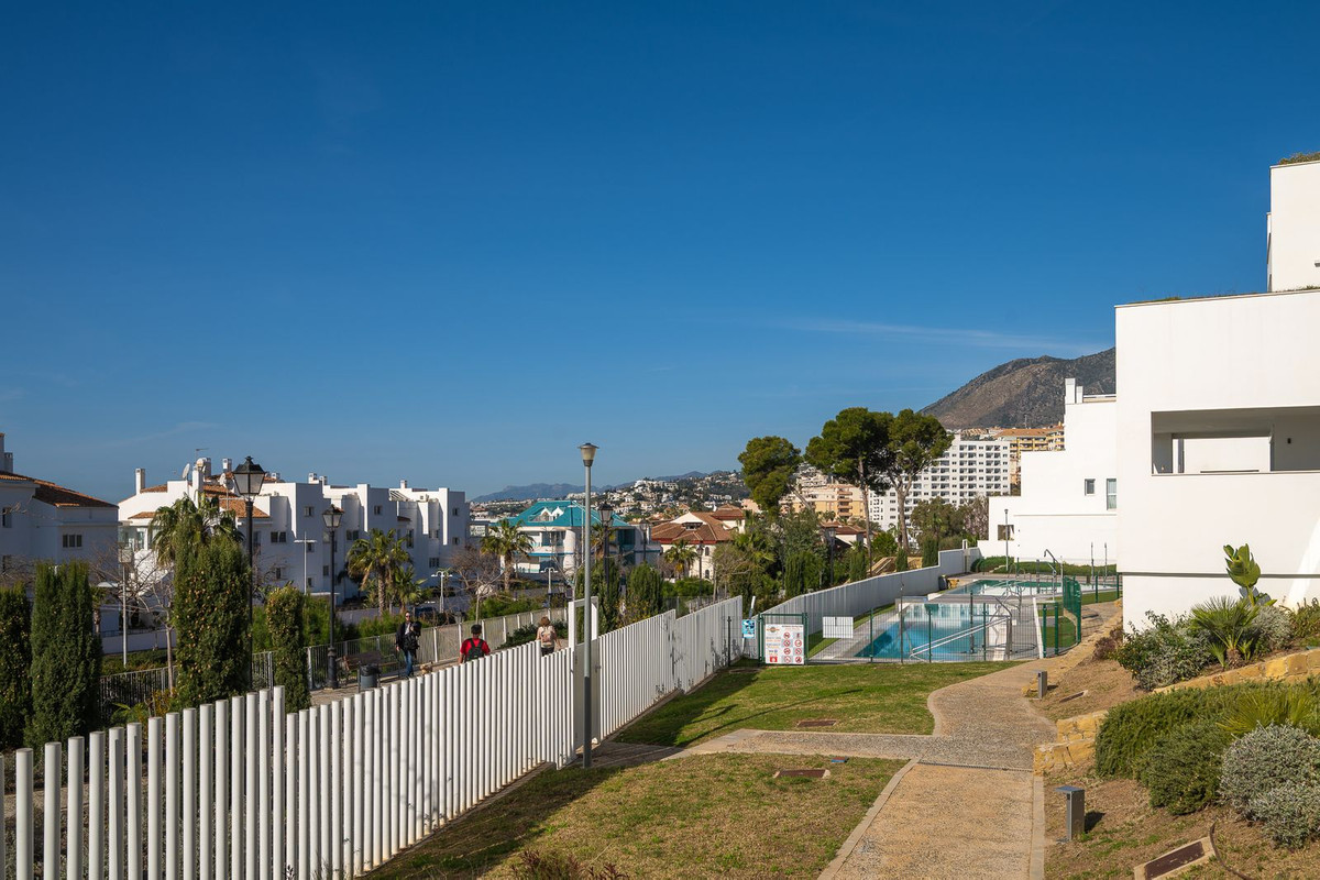 3 Bed Apartment for sale in Torrequebrada Costa Del Sol, Málaga, Spain