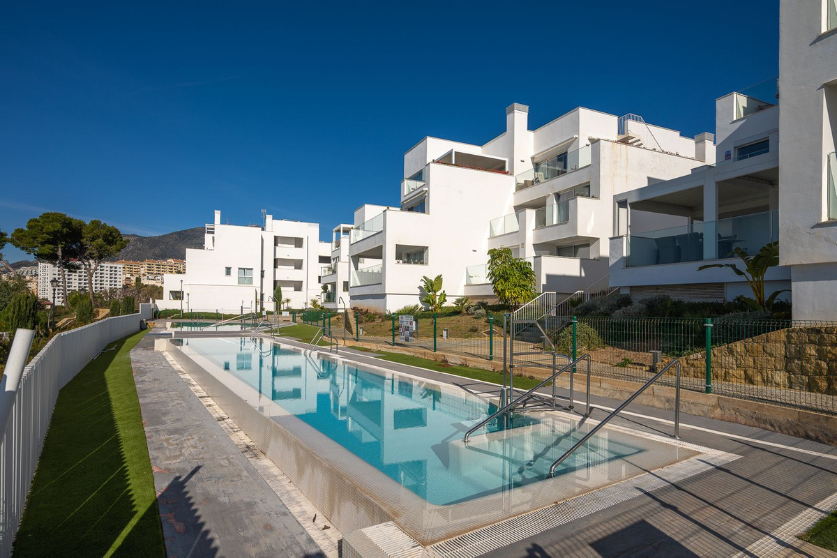 3 Bed Apartment for sale in Torrequebrada Costa Del Sol, Málaga, Spain