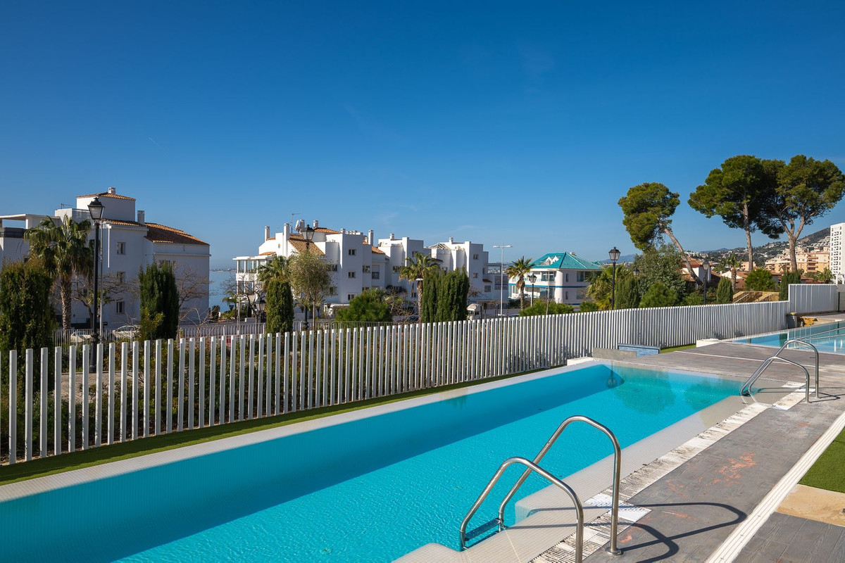 3 Bed Apartment for sale in Torrequebrada Costa Del Sol, Málaga, Spain