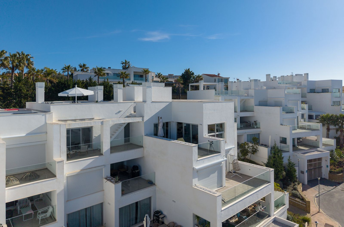 3 Bed Apartment for sale in Torrequebrada Costa Del Sol, Málaga, Spain