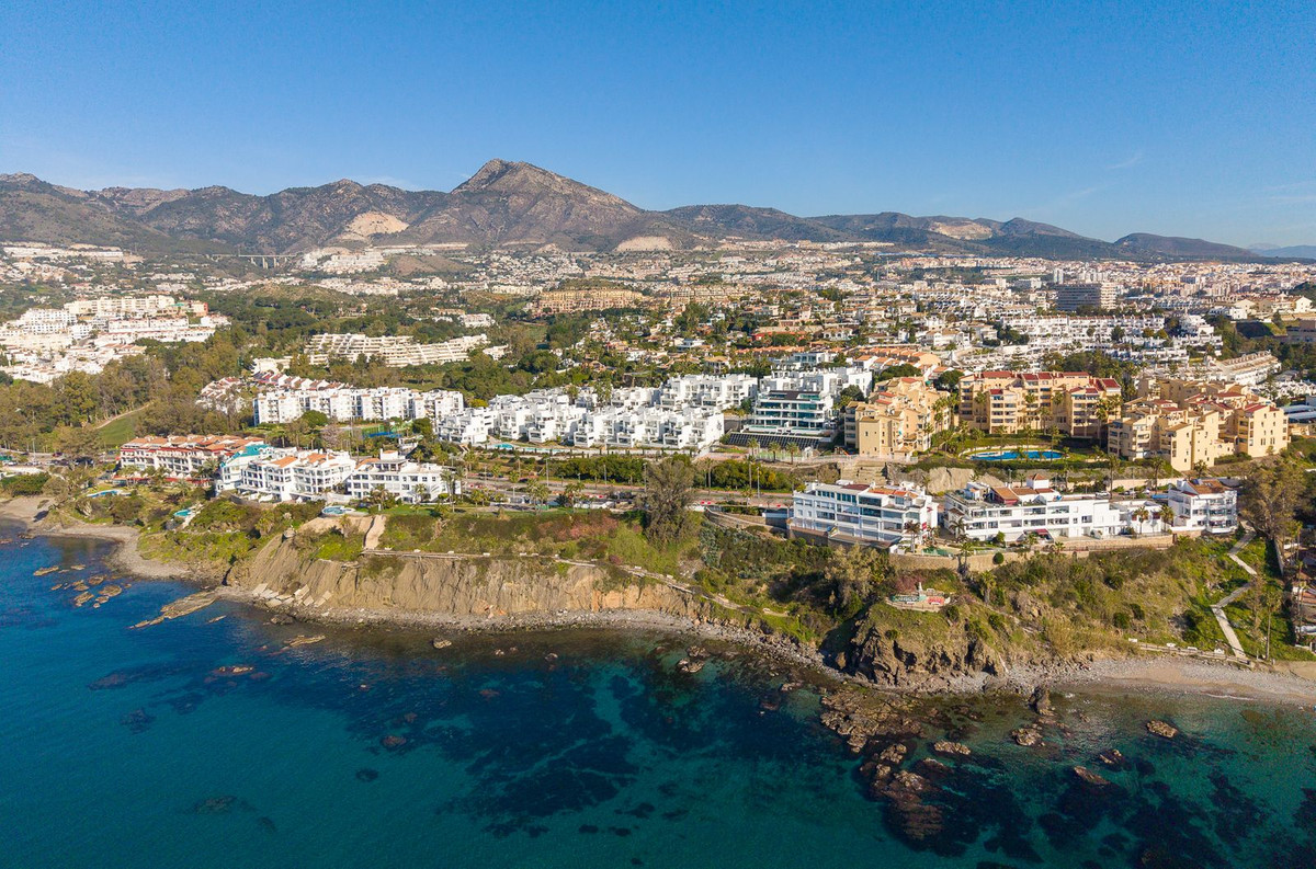 3 Bed Apartment for sale in Torrequebrada Costa Del Sol, Málaga, Spain