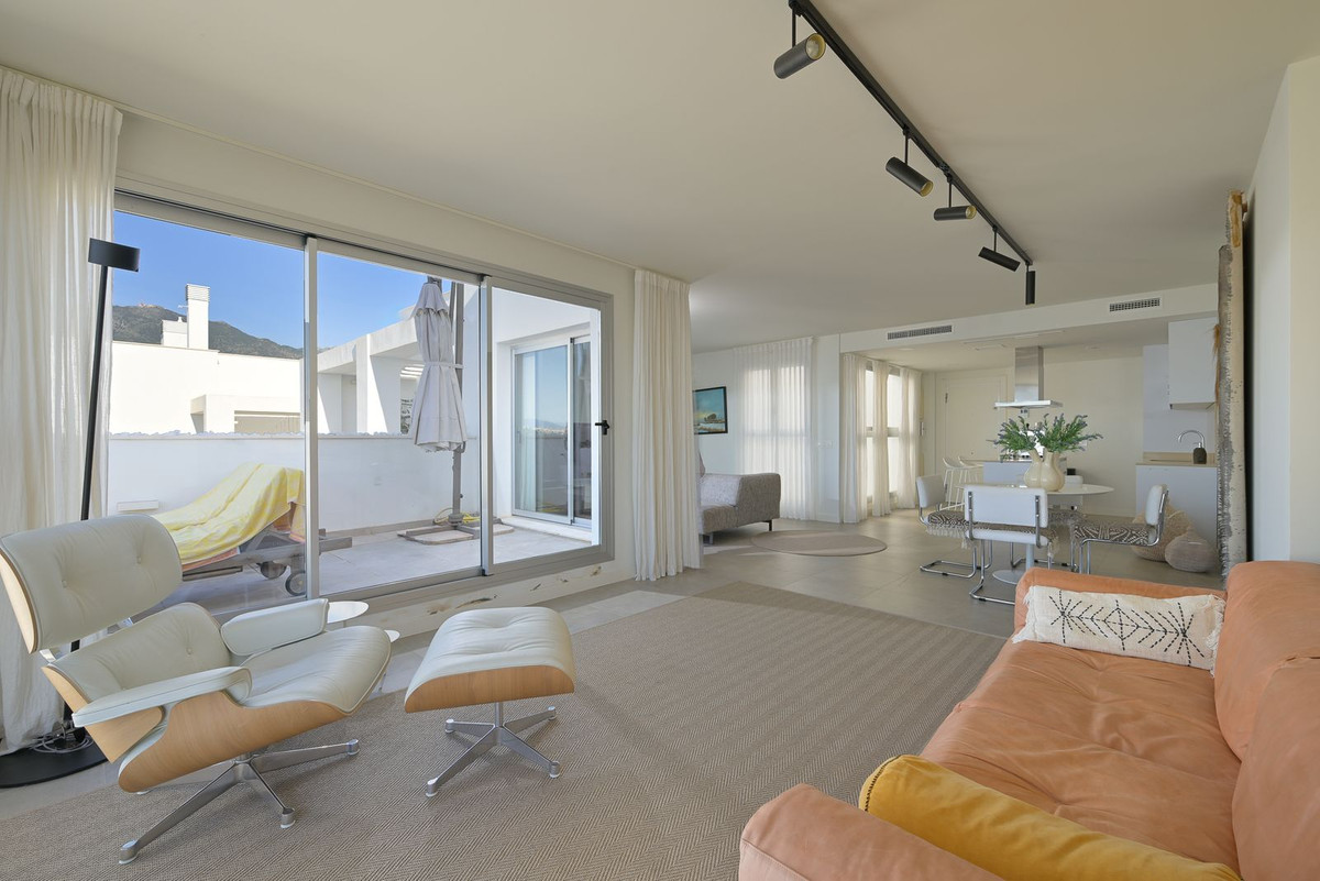 3 Bed Apartment for sale in Torrequebrada Costa Del Sol, Málaga, Spain