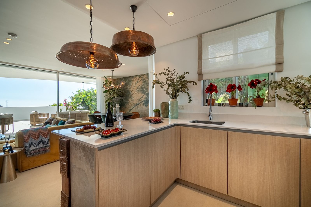 Se vende Apartamento Planta Media de 3 dormitorios en Costa Del Sol, Málaga, España