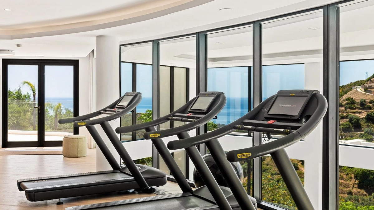 Se vende Apartamento Planta Media de 3 dormitorios en Costa Del Sol, Málaga, España