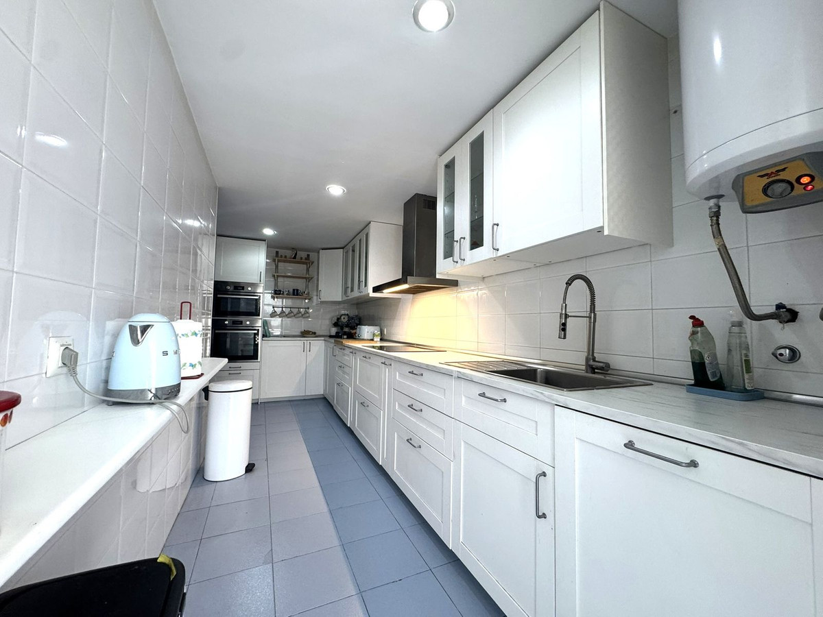 Se vende Apartamento Planta Baja de 3 dormitorios en Costa Del Sol, Málaga, España