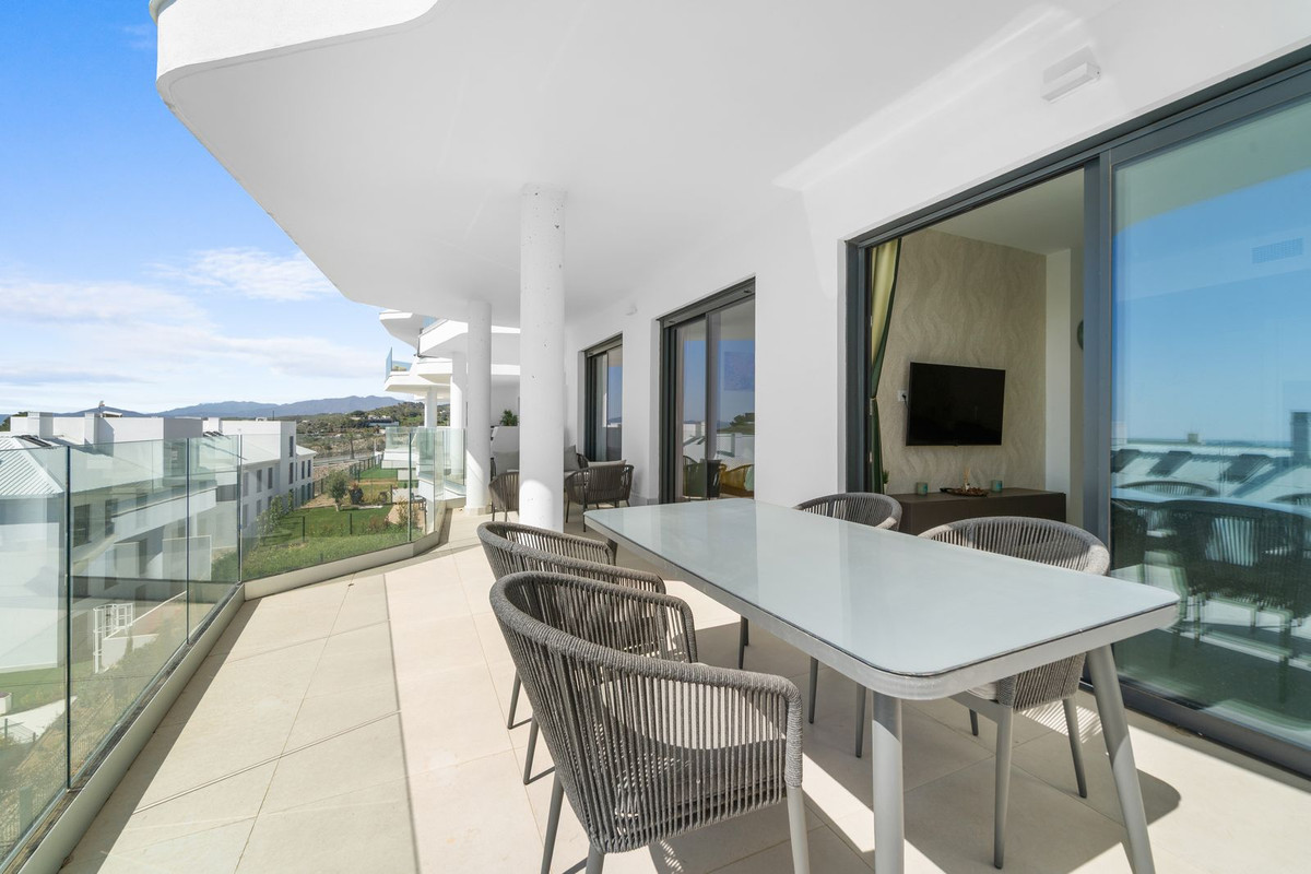 2 Bed Apartment for sale in Fuengirola Costa Del Sol, Málaga, Spain
