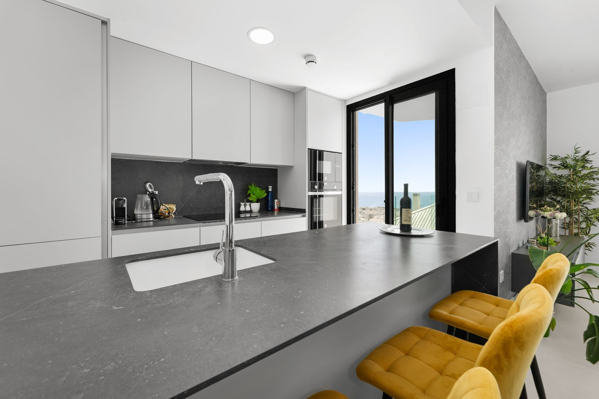 Se vende Apartamento Planta Media de 3 dormitorios en Costa Del Sol, Málaga, España