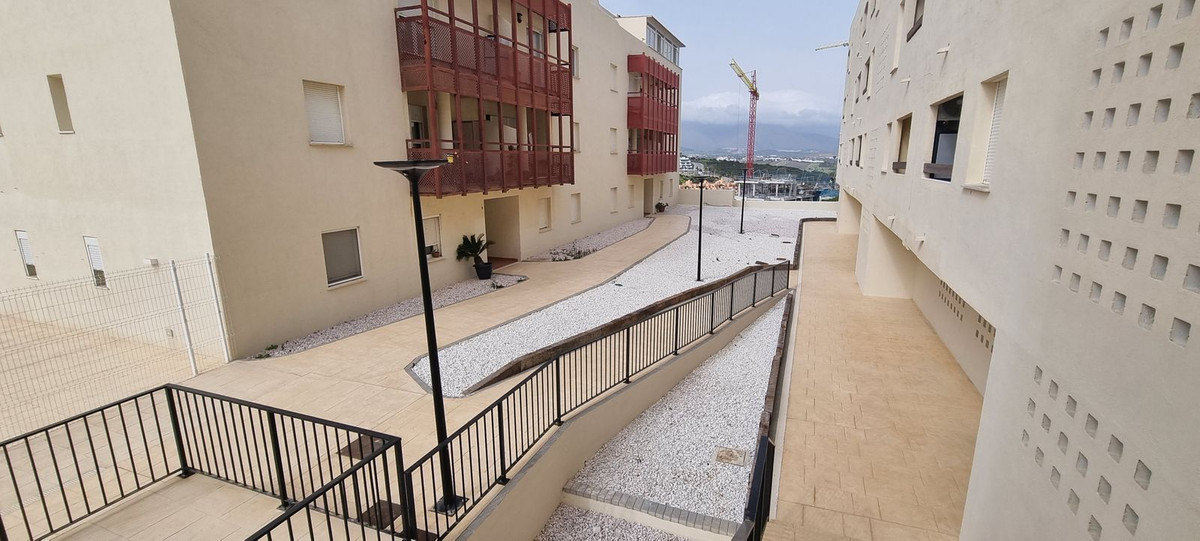 Se vende Apartamento Planta Media de 2 dormitorios en Costa Del Sol, Málaga, España