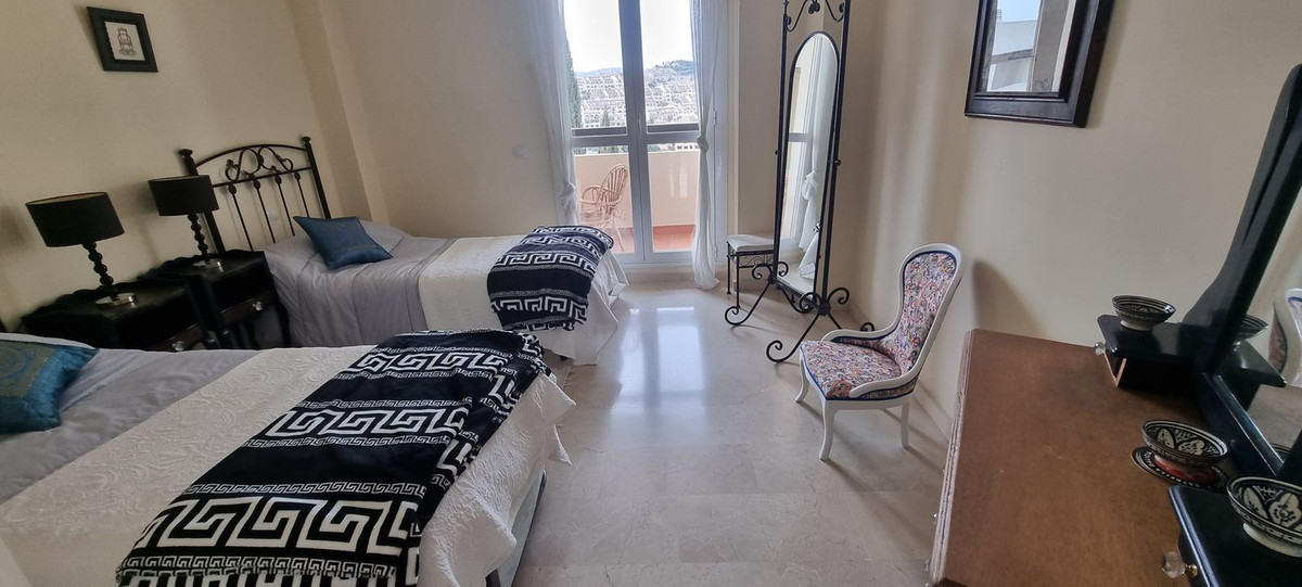 Se vende Apartamento Planta Media de 2 dormitorios en Costa Del Sol, Málaga, España