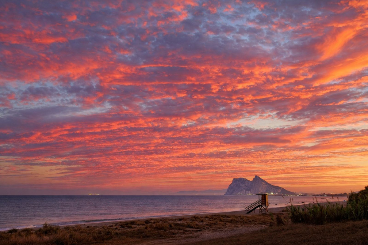 Se vende Terreno Urbano  en Costa Del Sol, Cadiz, España