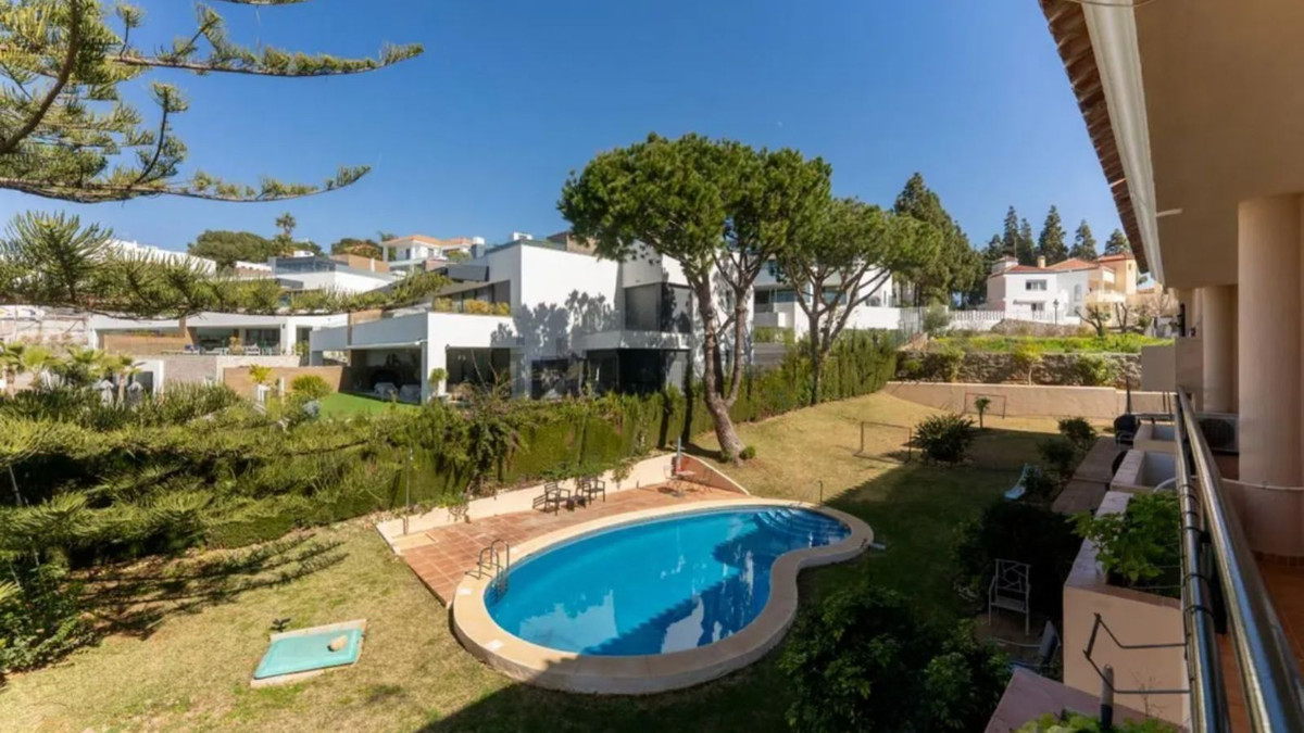 3 Bed Townhouse for sale in Marbella Costa Del Sol, Málaga, Spain