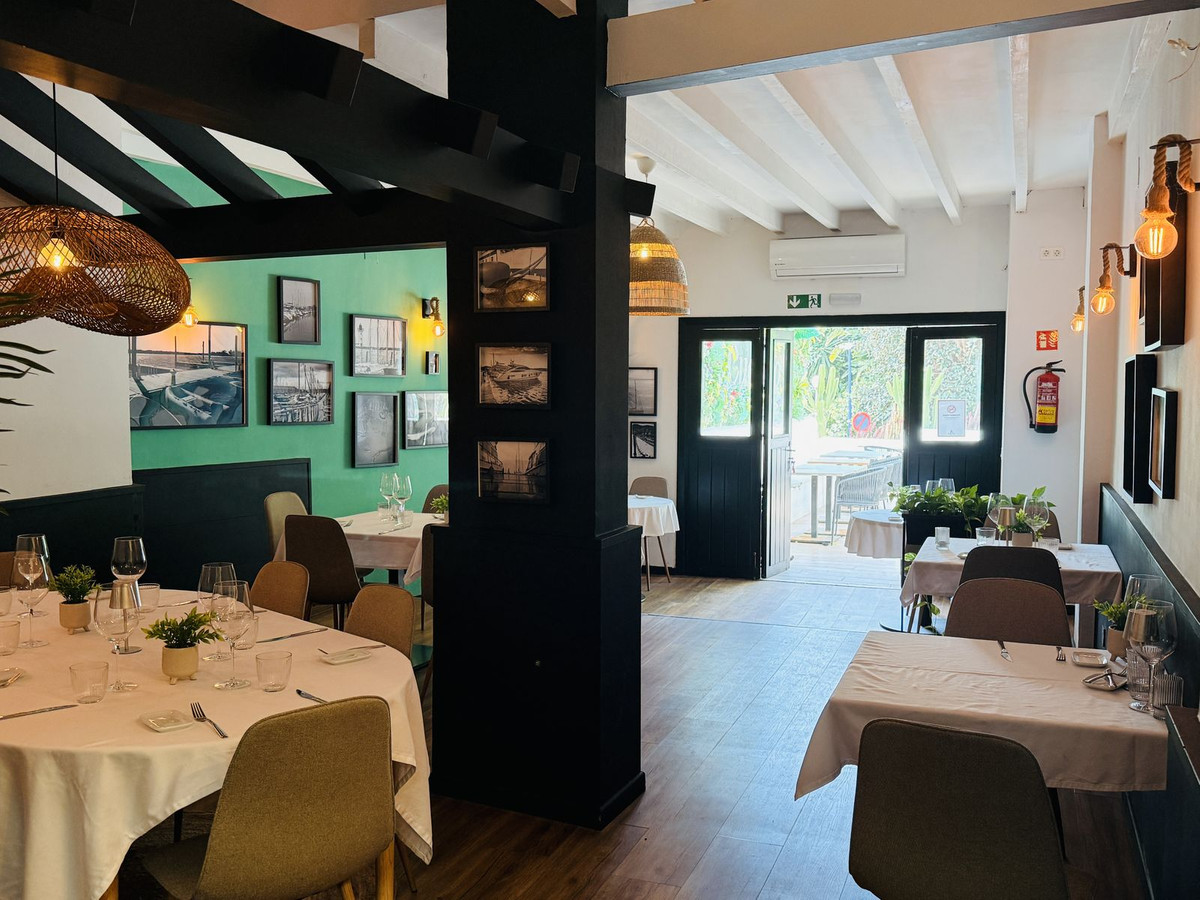 Se vende Restaurante  en Costa Del Sol, Málaga, España