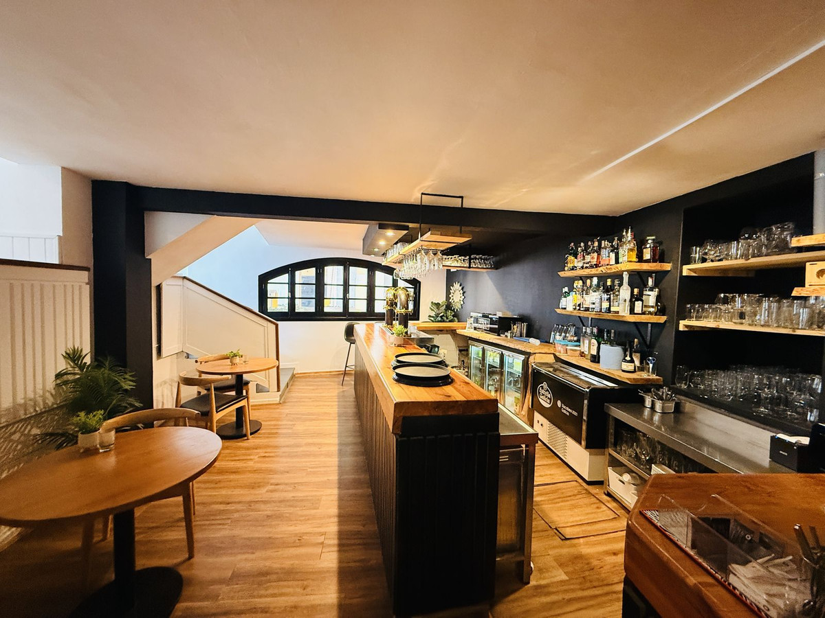 Se vende Restaurante  en Costa Del Sol, Málaga, España