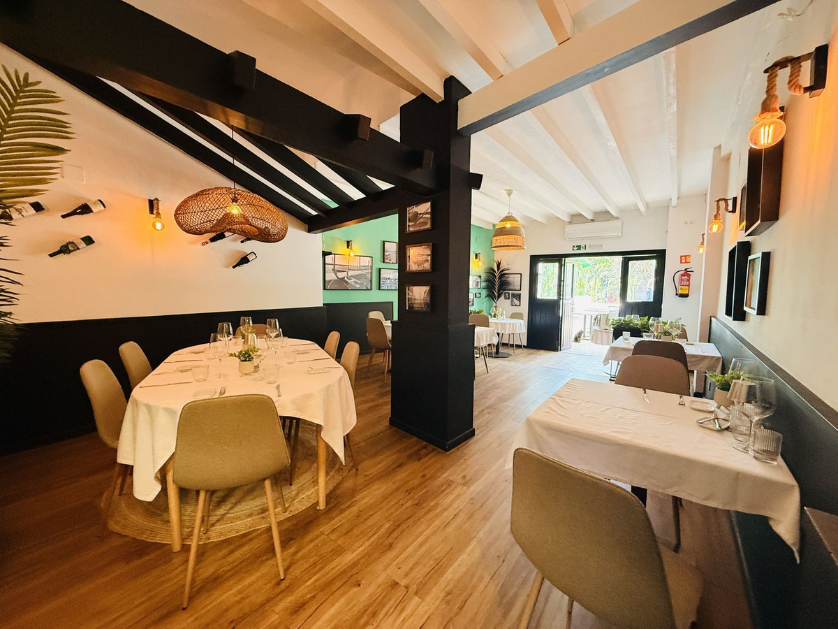 Se vende Restaurante  en Costa Del Sol, Málaga, España