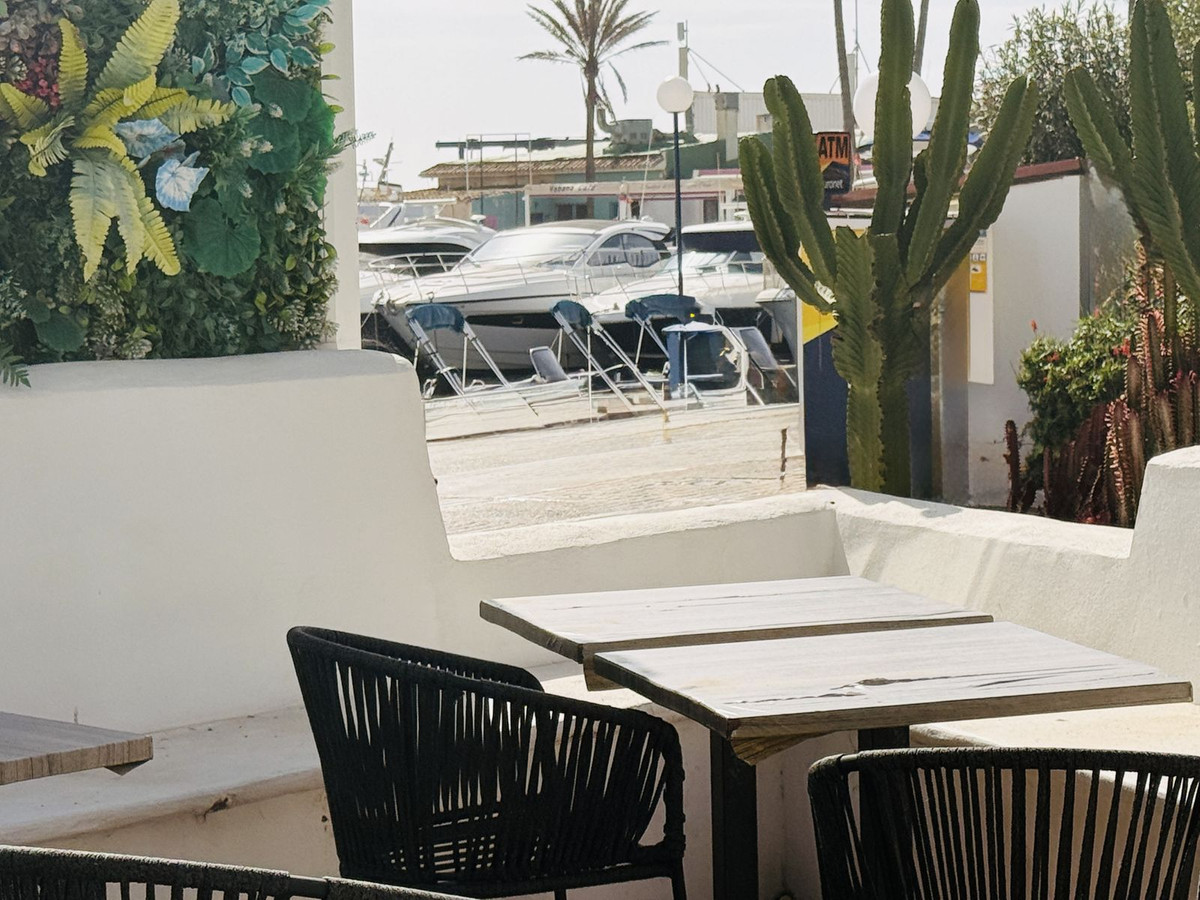 Se vende Restaurante  en Costa Del Sol, Málaga, España