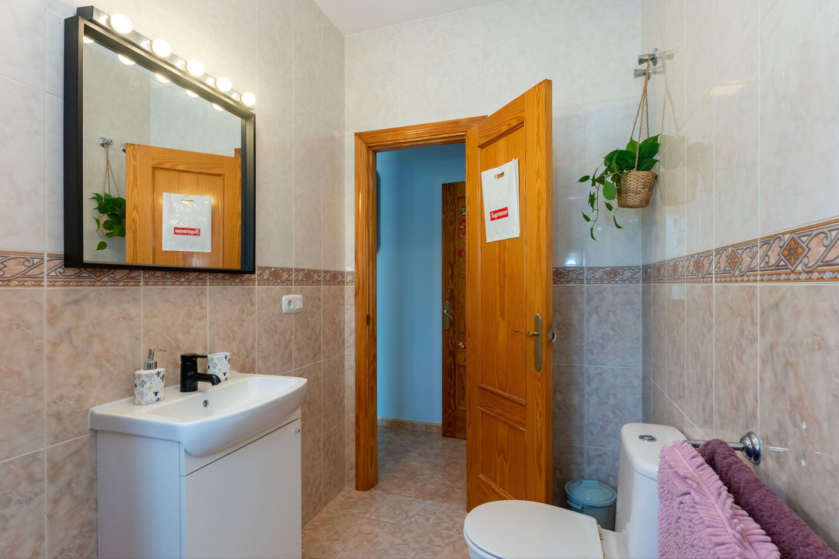 Se vende Finca - Cortijo de 3 dormitorios en Costa Del Sol, Málaga, España