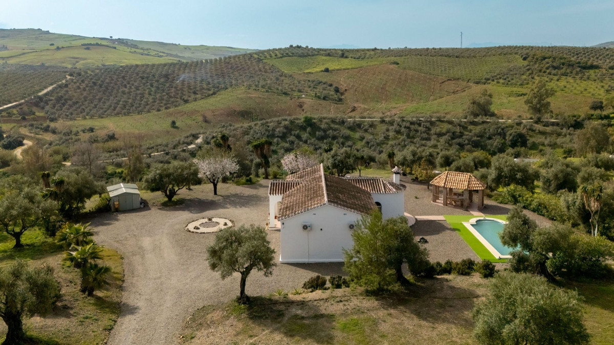 Se vende Finca - Cortijo de 3 dormitorios en Costa Del Sol, Málaga, España