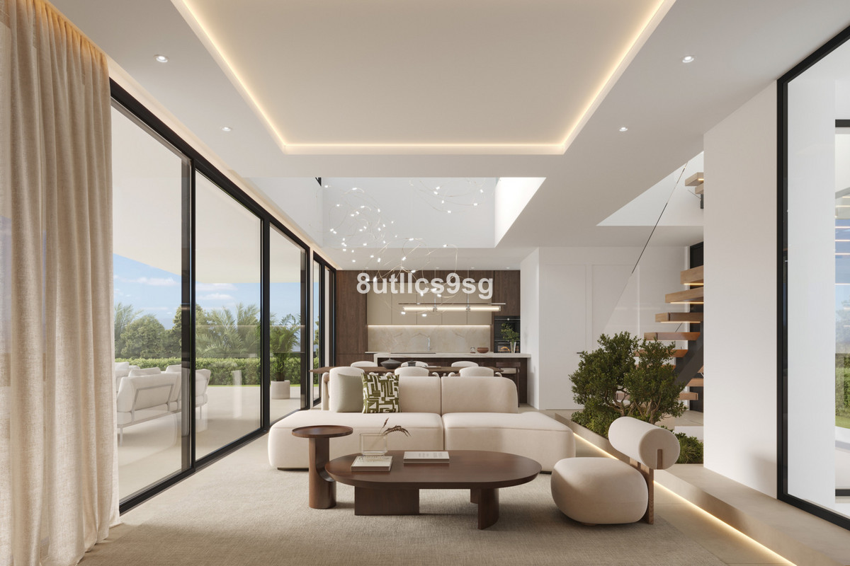 5 Bed Townhouse for sale in Atalaya Costa Del Sol, Málaga, Spain