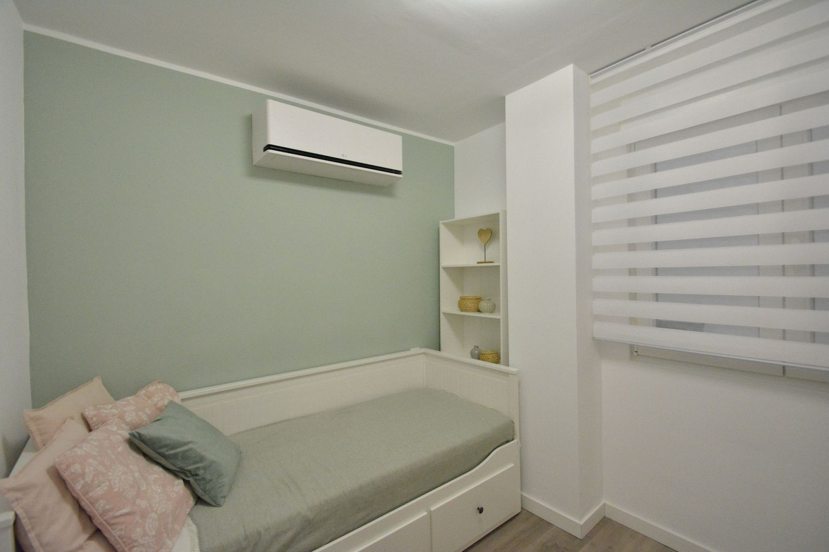 Se vende Apartamento Planta Baja de 2 dormitorios en Costa Blanca, Alicante, España